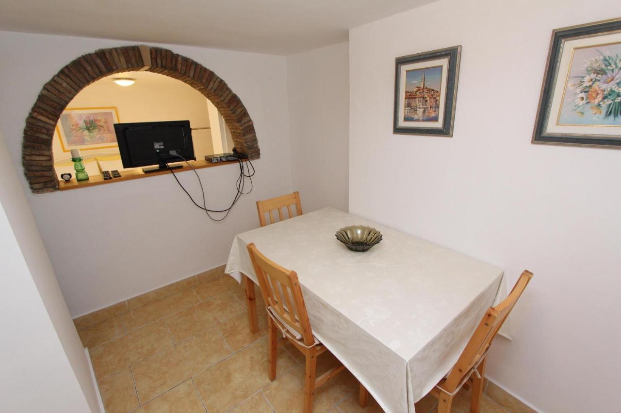 Apartments Knezovic Rovinj Exterior foto
