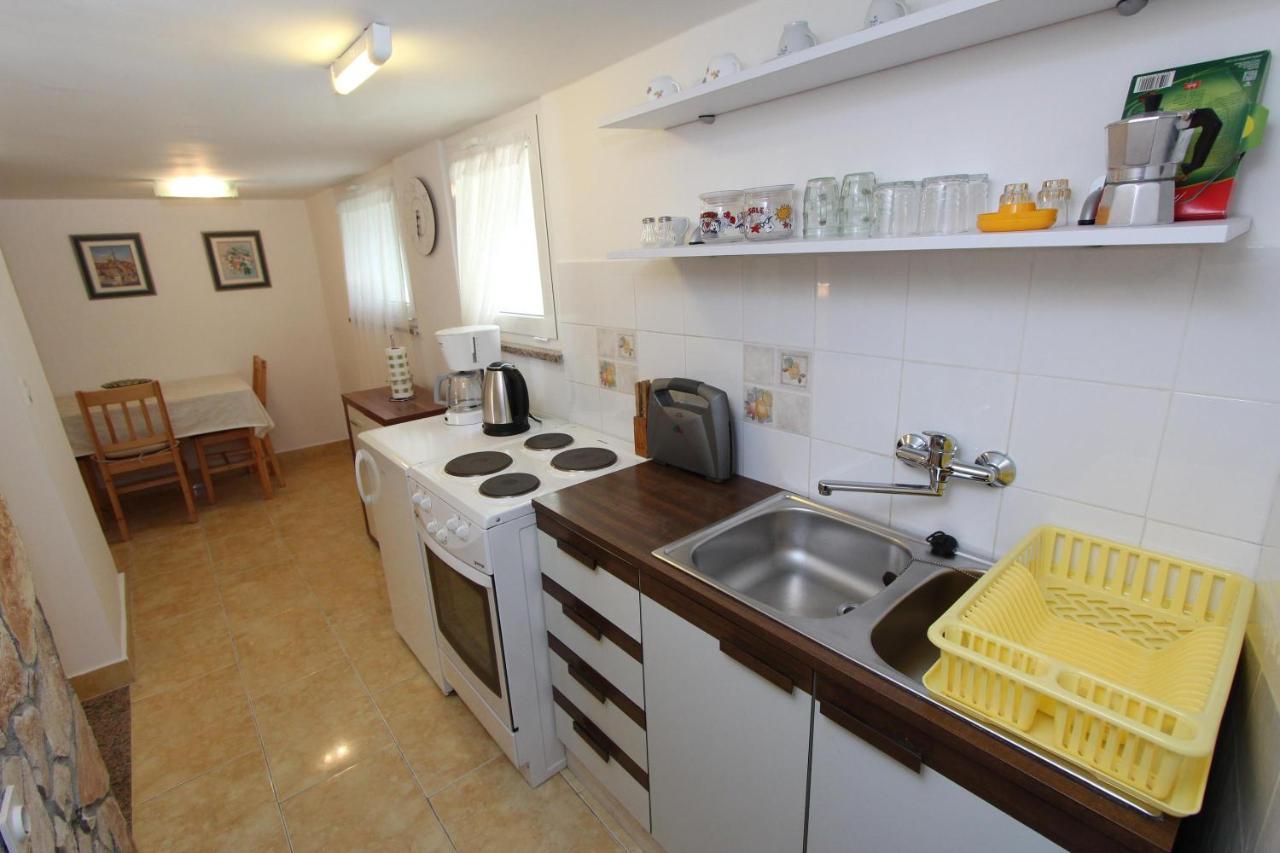 Apartments Knezovic Rovinj Exterior foto