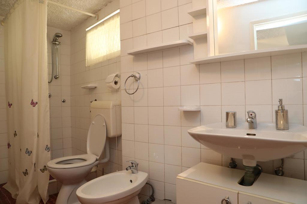 Apartments Knezovic Rovinj Exterior foto